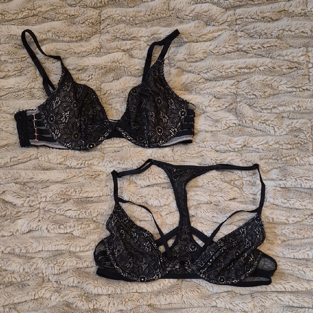 Chic Black Lace Bra Set